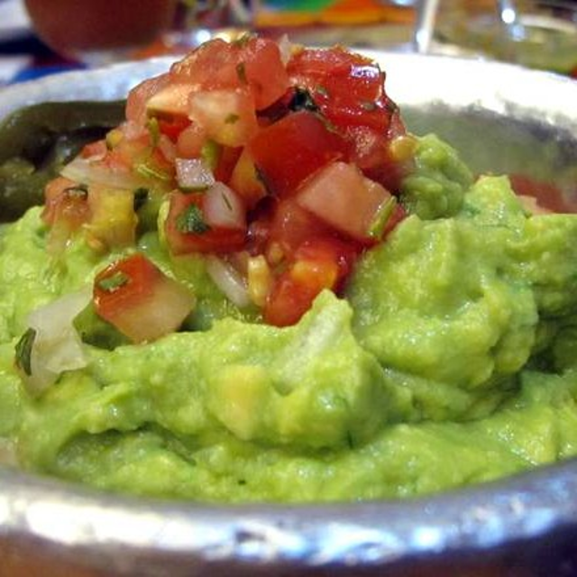 Guacamole 8oz.